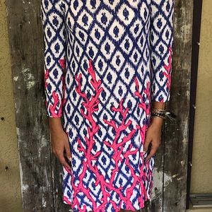 Light weight and fun to wear!